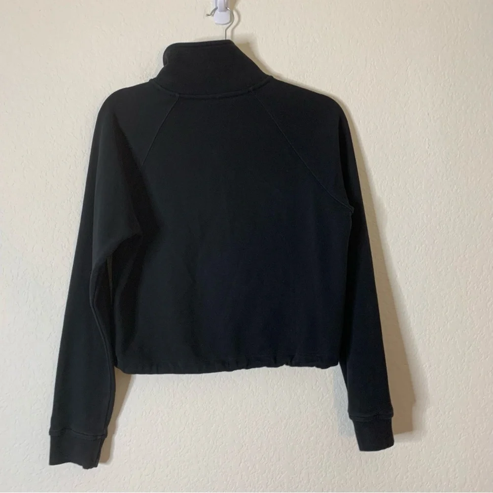 Vuori Womens black alpine 1/2 zip up sweater XS